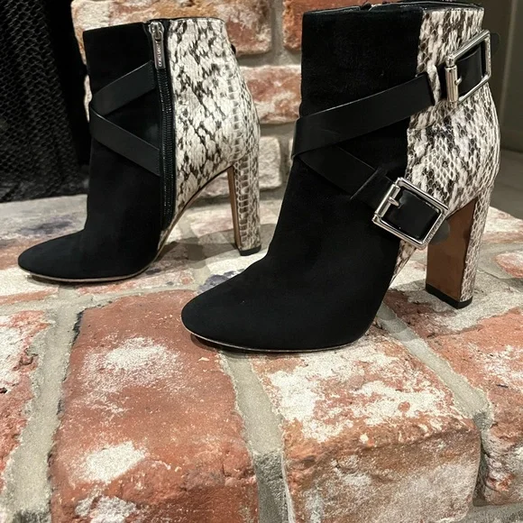 Jimmy Choo Dee Dee Watersnake Suede Ankle Boots sz 6.5 - Picture 2 of 12
